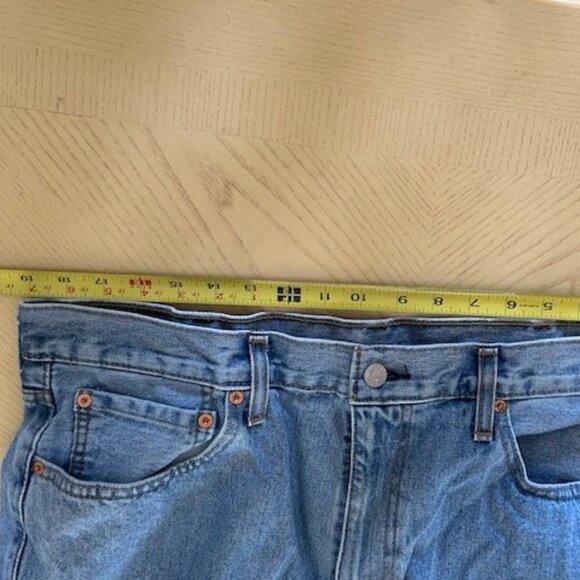 Levi's 550 Mens Jeans Size 38x32 Relaxed Blue Jeans Workwear - Picture 4 of 14